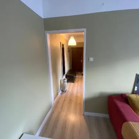 Lägenhet Quiet And Peaceful Close To The Center