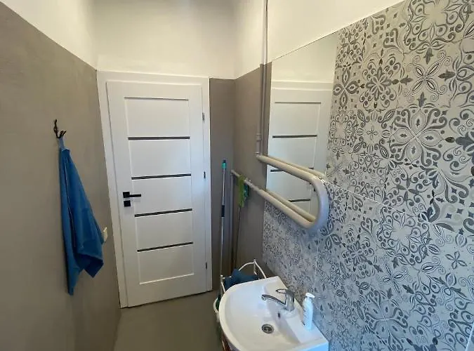 Quiet And Peaceful Close To The Center Apartment Riga